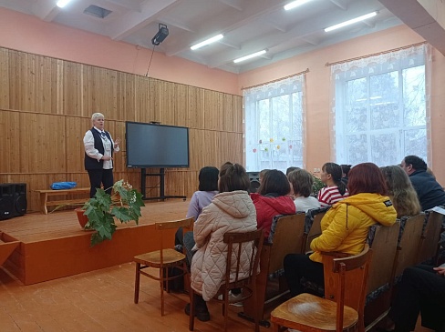 Вологодский филиал «СОГАЗ-Мед» принял участие в общешкольном родительском собрании , новости, пресс-релизы, статьи, «СОГАЗ-Мед», омс